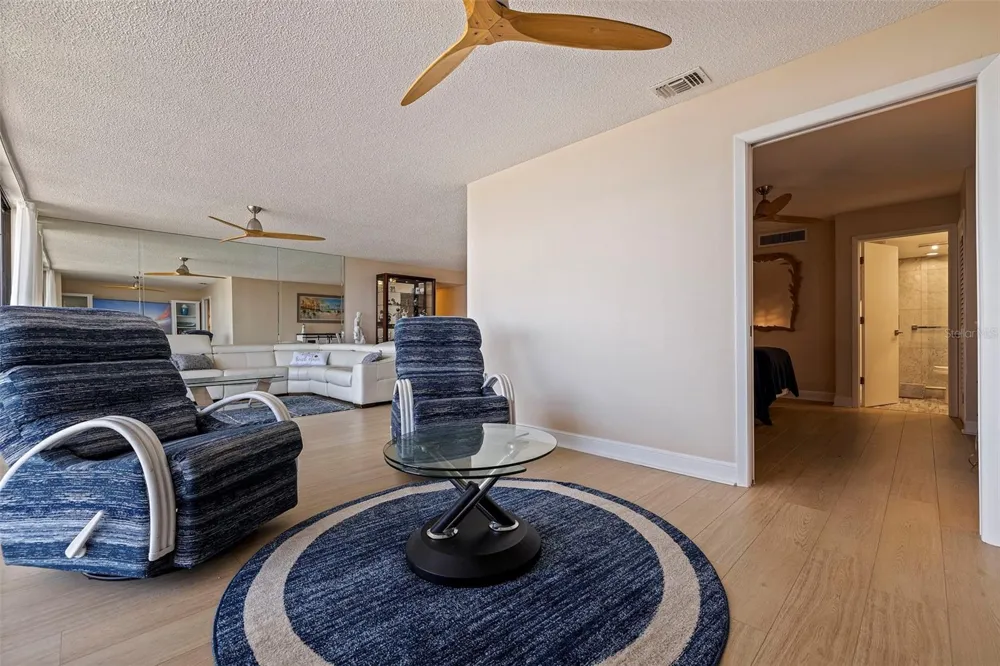 7650 BAYSHORE DRIVE #1005 Treasure Island, FL 33706