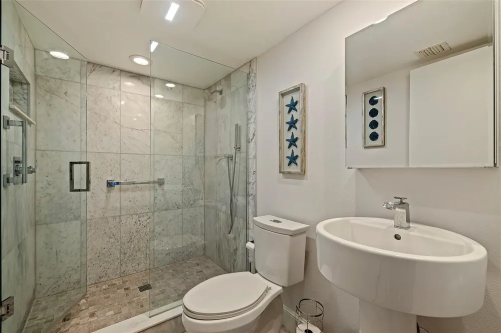 7650 BAYSHORE DRIVE #1005 Treasure Island, FL 33706