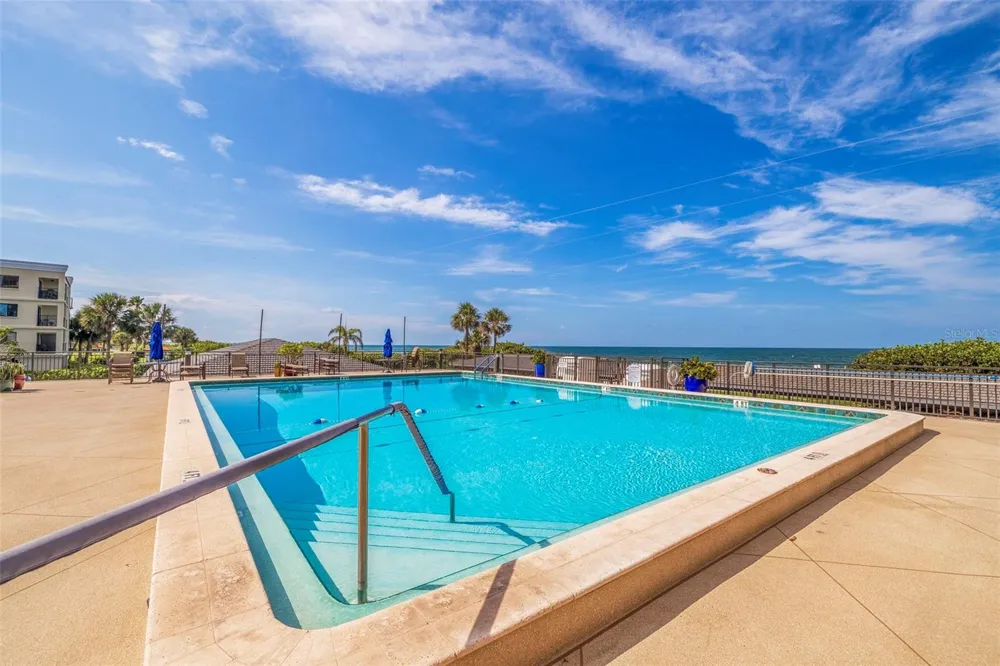 7650 BAYSHORE DRIVE #1005 Treasure Island, FL 33706