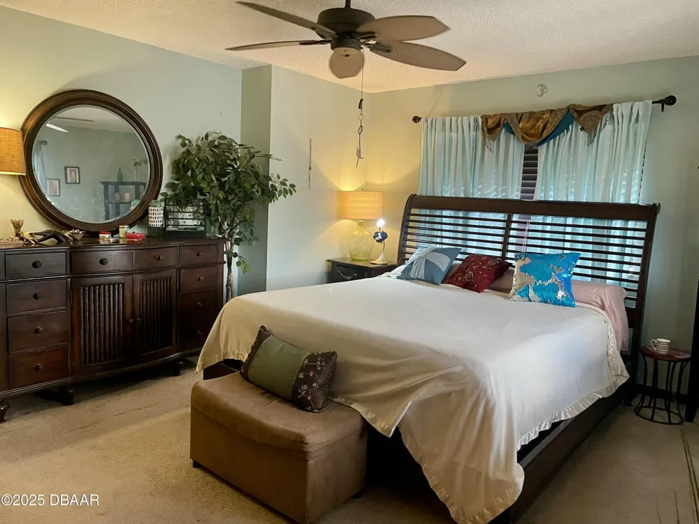 2615 Willow Oak Drive Edgewater, FL 32141