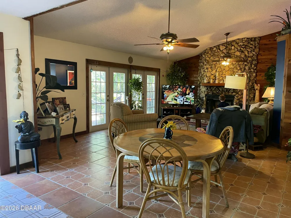 2615 Willow Oak Drive Edgewater, FL 32141