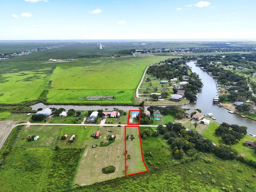 474 Private Road 674 Sargent, TX 77414