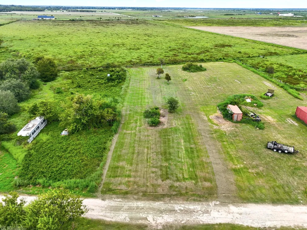 474 Private Road 674 Sargent, TX 77414