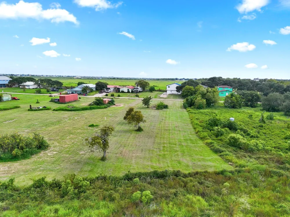 474 Private Road 674 Sargent, TX 77414
