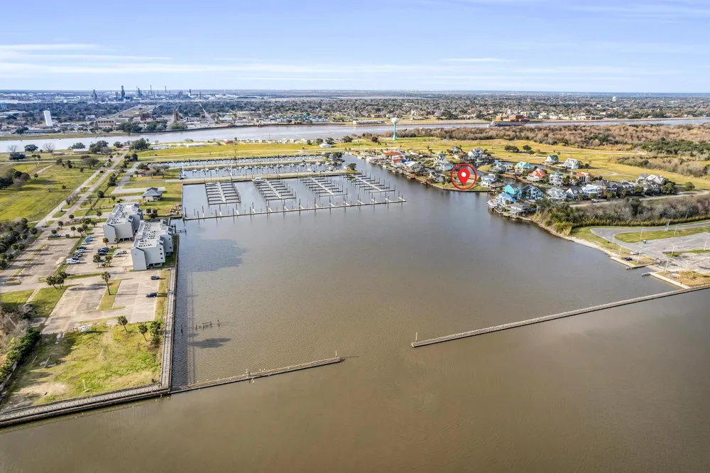 806 Northwind Port Arthur, TX 77640