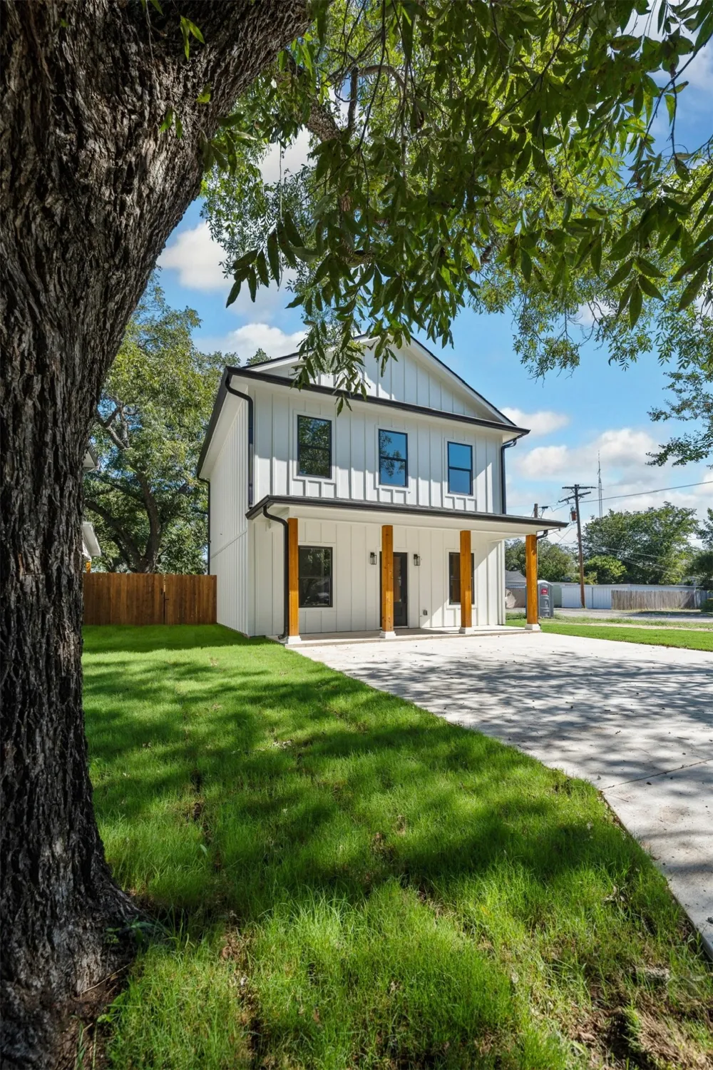 301 Live Oak Trail Valley Mills, TX 76689