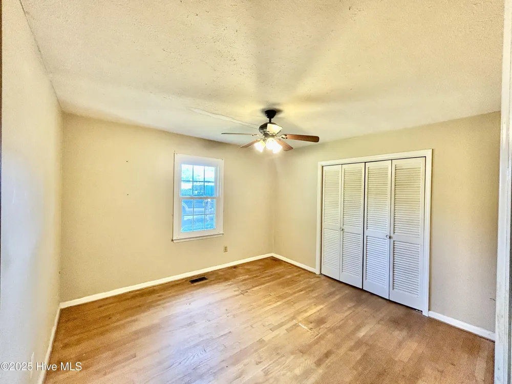 1918 Us 74 E Highway Hamlet, NC 28345
