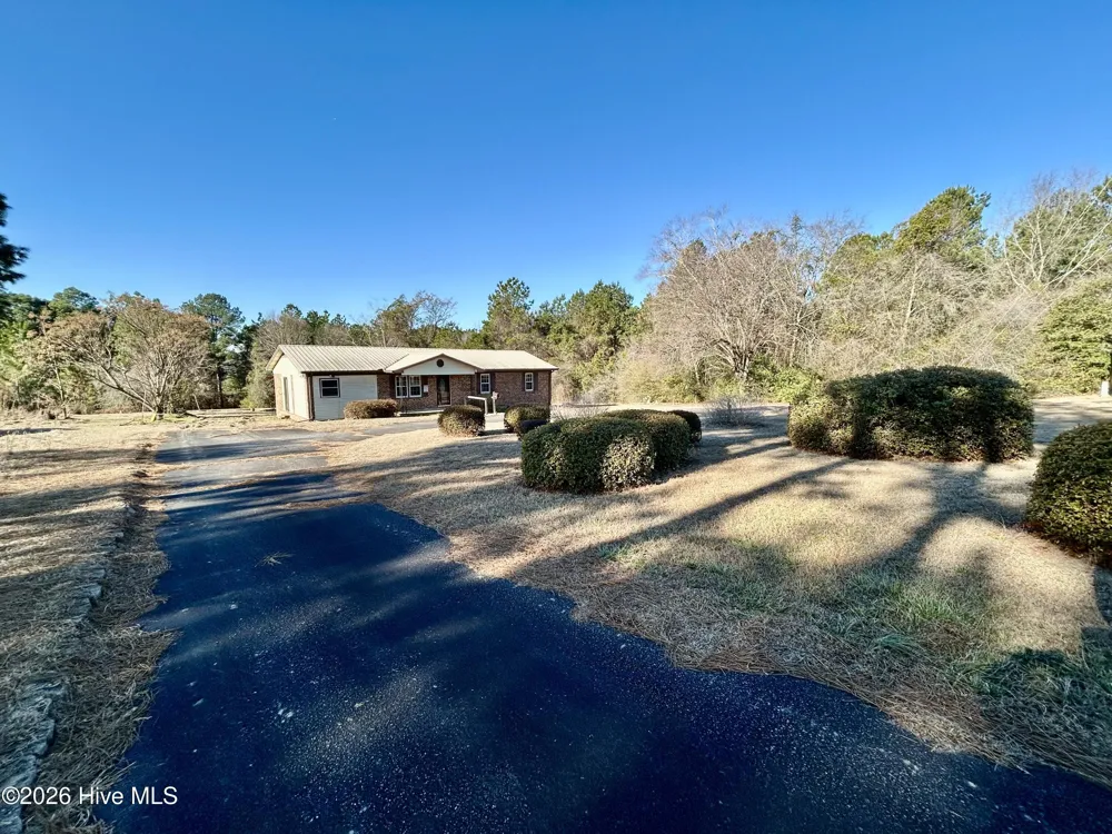 1918 Us 74 E Highway Hamlet, NC 28345