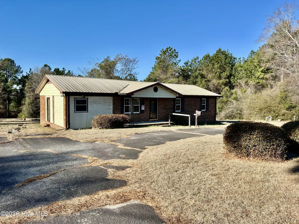1918 Us 74 E Highway Hamlet, NC 28345