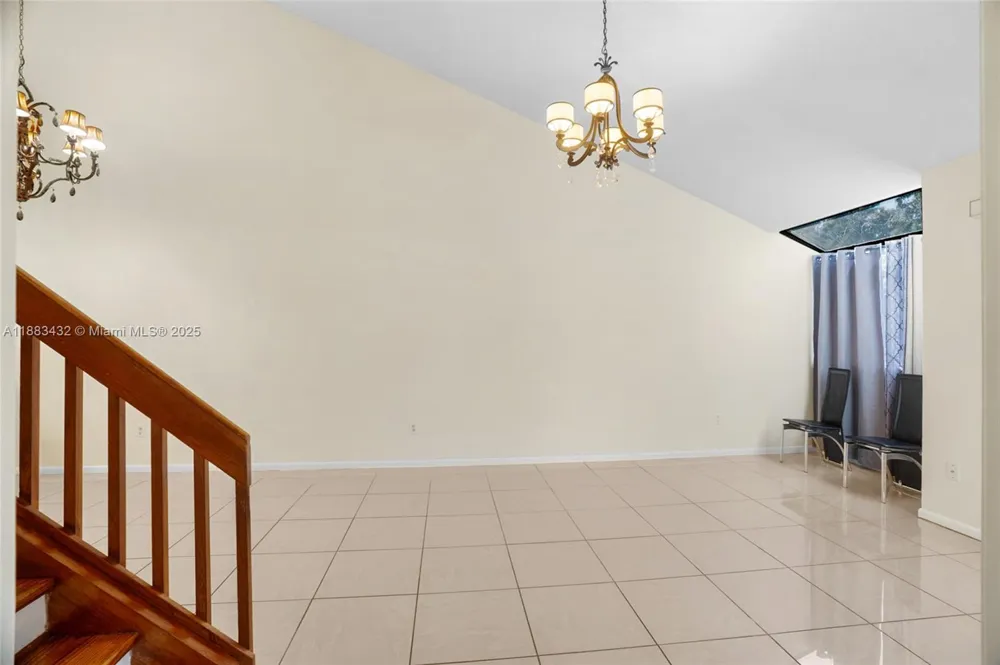 7178 Sportsmans Dr North Lauderdale, FL 33068