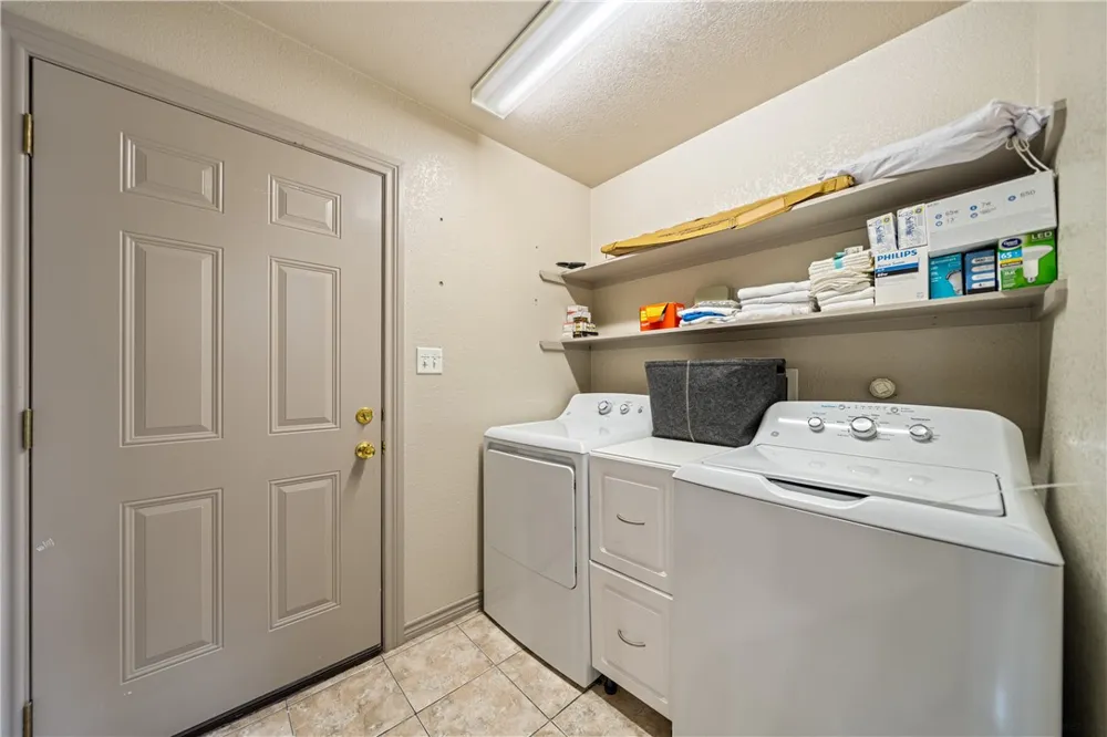 1777 County Road 170 Alice, TX 78332