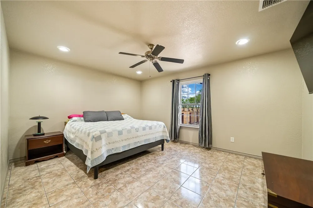 1777 County Road 170 Alice, TX 78332