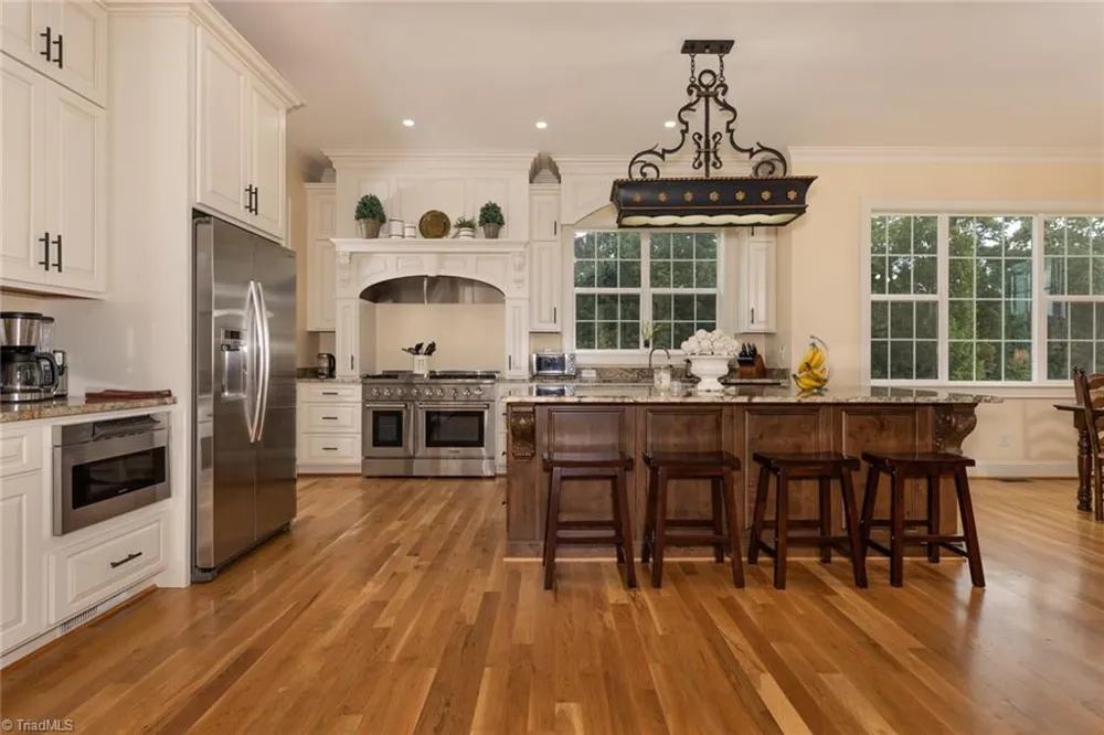 204 Violet Ridge Trail Lowgap, NC 27024