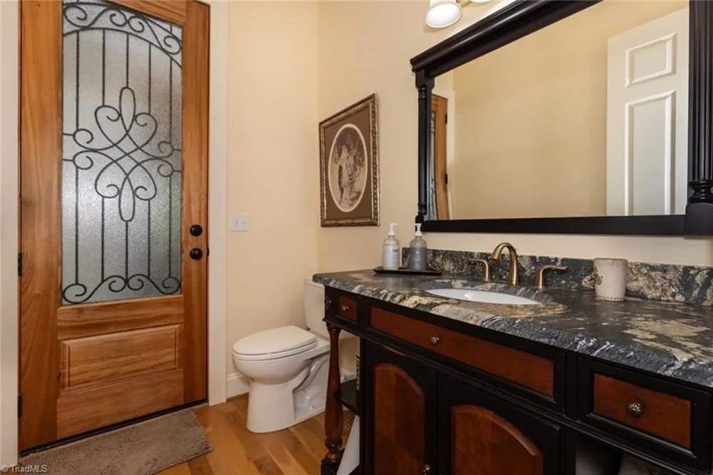 204 Violet Ridge Trail Lowgap, NC 27024