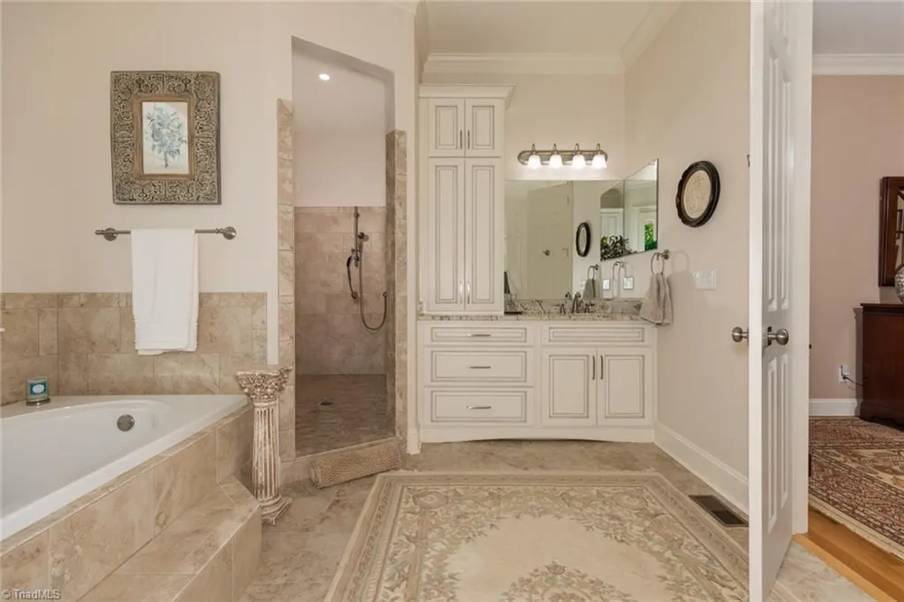 204 Violet Ridge Trail Lowgap, NC 27024