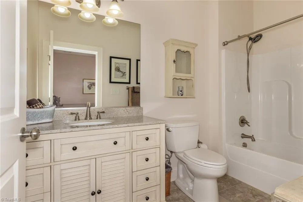 204 Violet Ridge Trail Lowgap, NC 27024