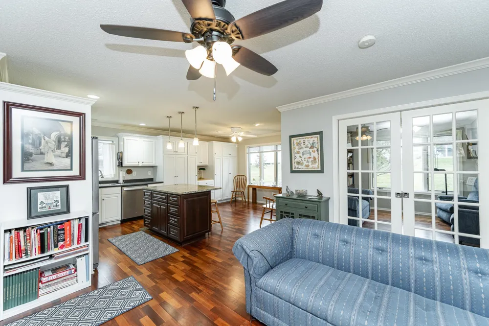 1821 Clubhouse Drive NE Stewartville, MN 55976