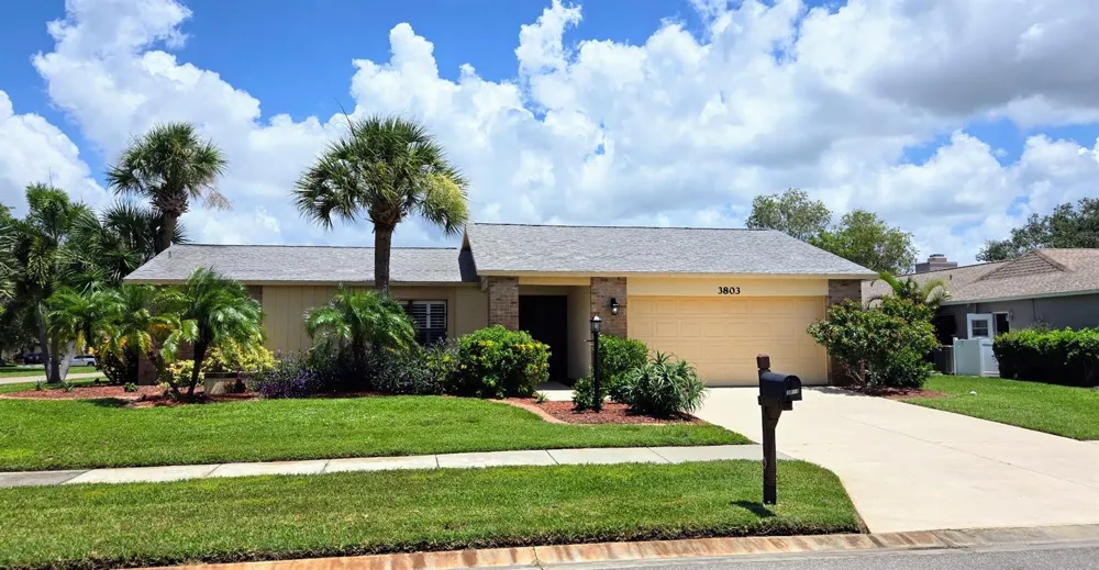 3803 EASTON STREET Sarasota, FL 34238