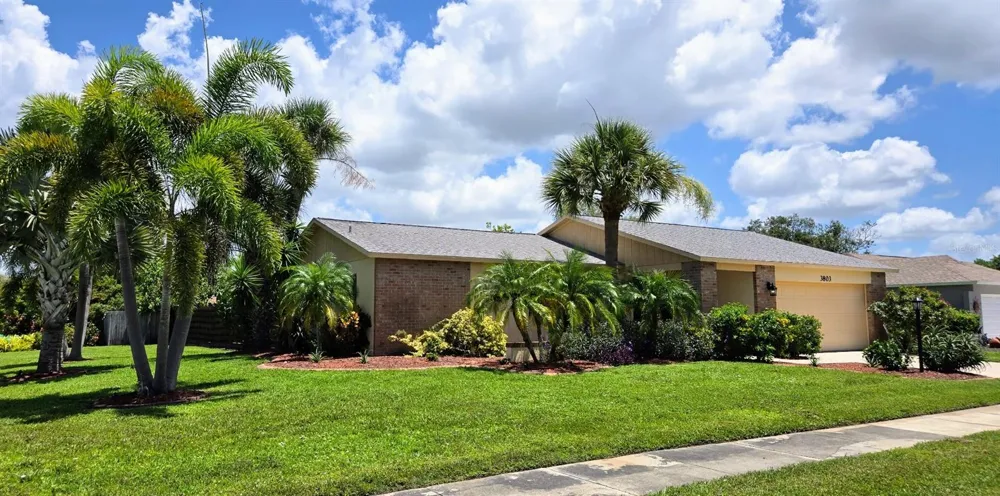 3803 EASTON STREET Sarasota, FL 34238