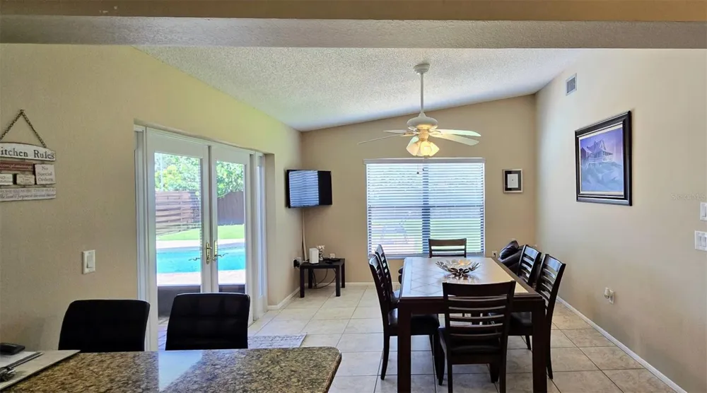 3803 EASTON STREET Sarasota, FL 34238
