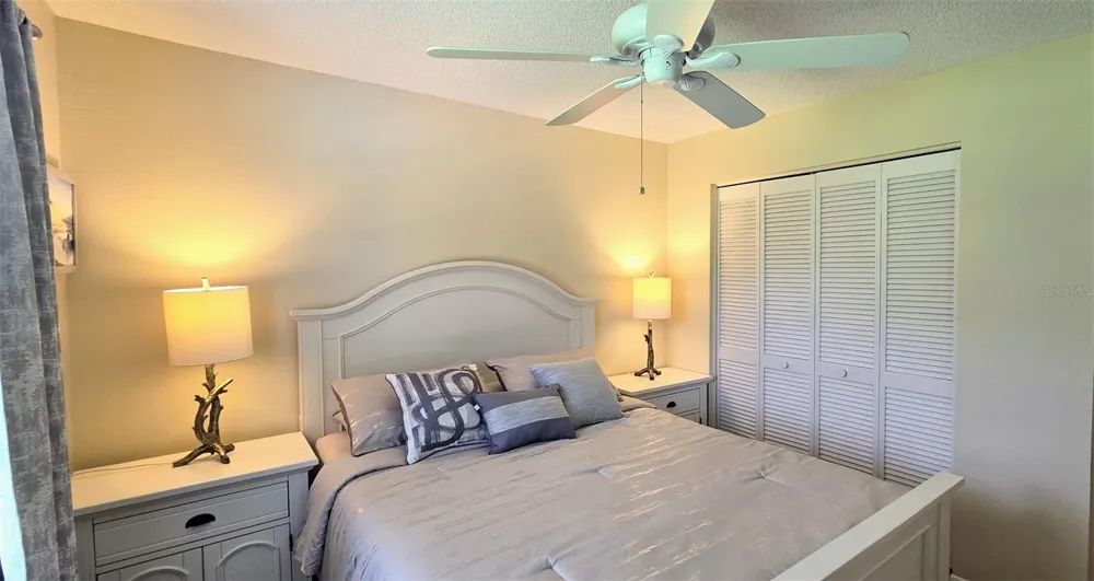 3803 EASTON STREET Sarasota, FL 34238
