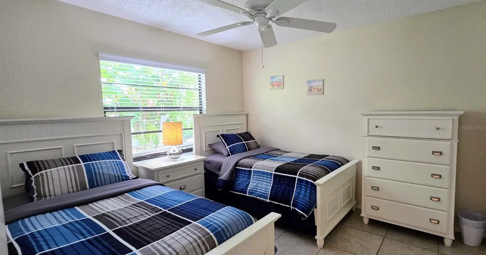 3803 EASTON STREET Sarasota, FL 34238