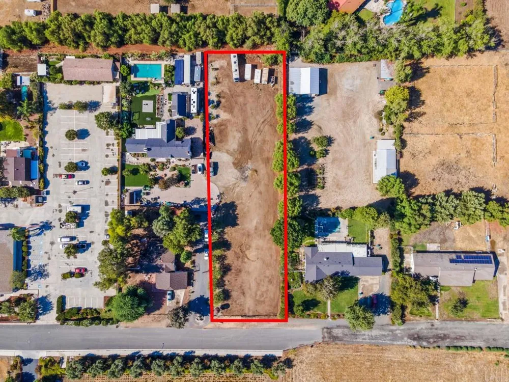 Lenox Lane Murrieta, CA 92562