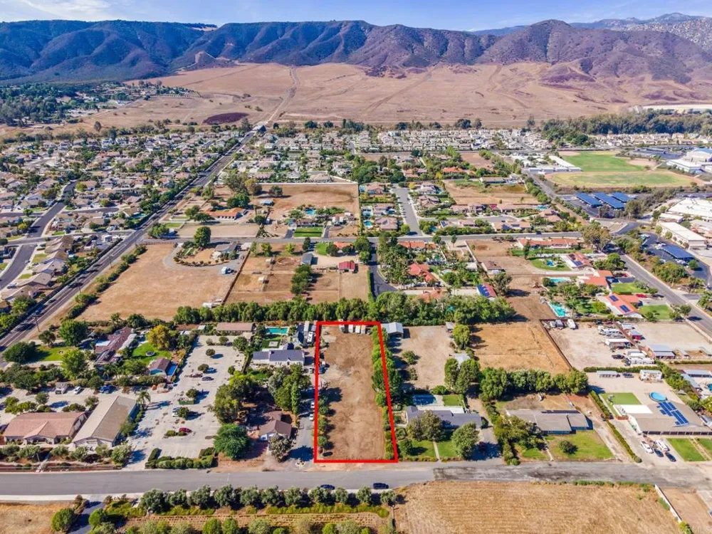 Lenox Lane Murrieta, CA 92562