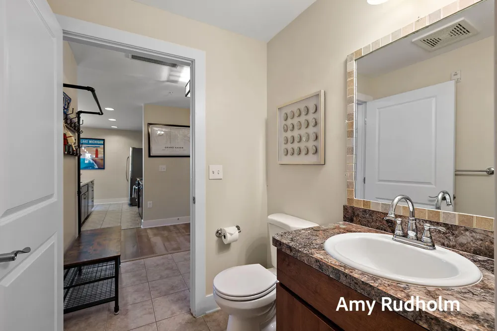 529 Miller Drive #214 Grand Haven, MI 49417