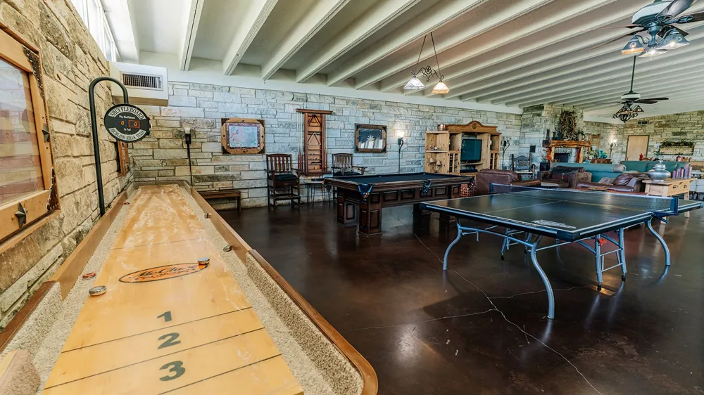 175 TOBACCO RD ROAD Whitney, TX 76692