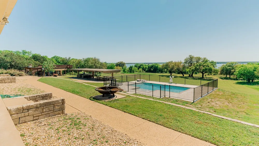 175 TOBACCO RD ROAD Whitney, TX 76692