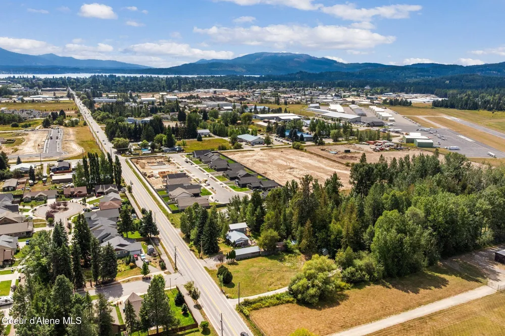 2413 Boyer Avenue Sandpoint, ID 83864