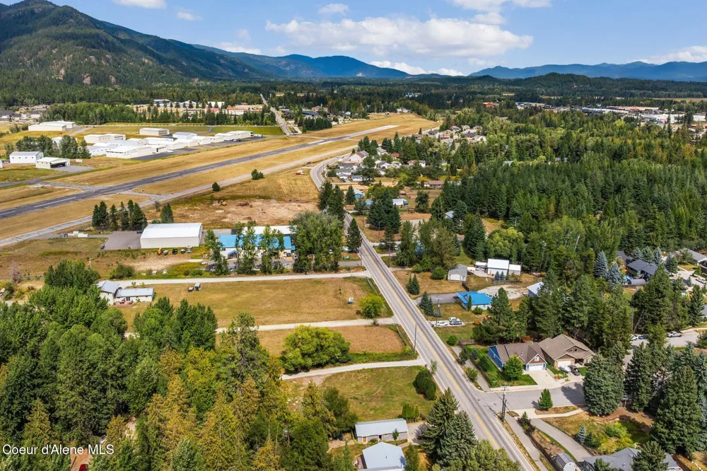 2413 Boyer Avenue Sandpoint, ID 83864