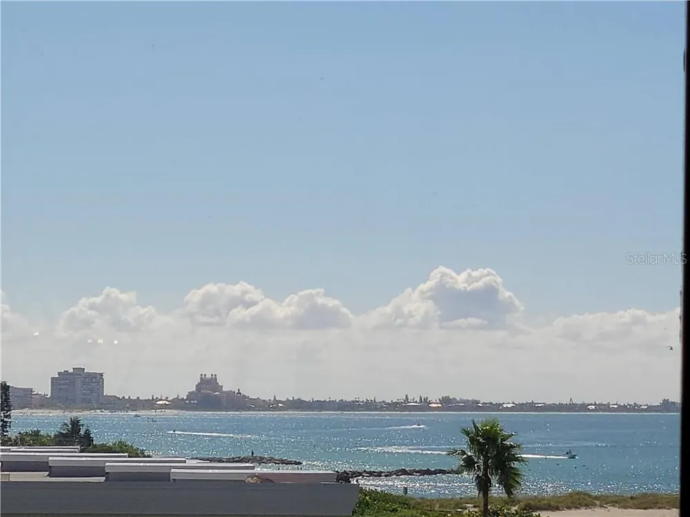 7650 BAYSHORE DRIVE #401 Treasure Island, FL 33706