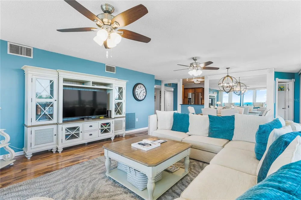 7650 BAYSHORE DRIVE #401 Treasure Island, FL 33706