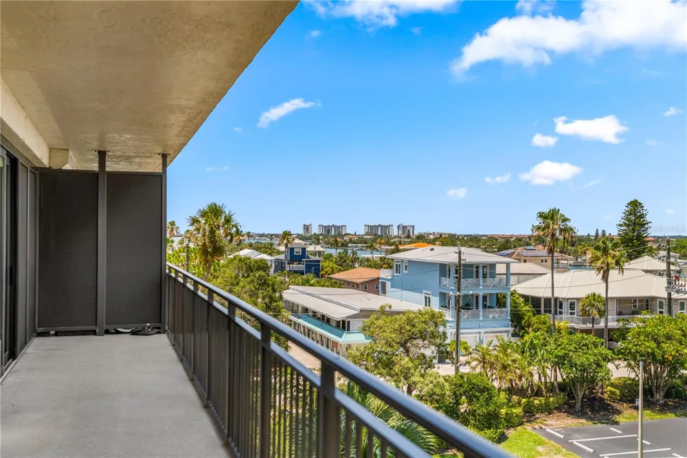 7650 BAYSHORE DRIVE #401 Treasure Island, FL 33706