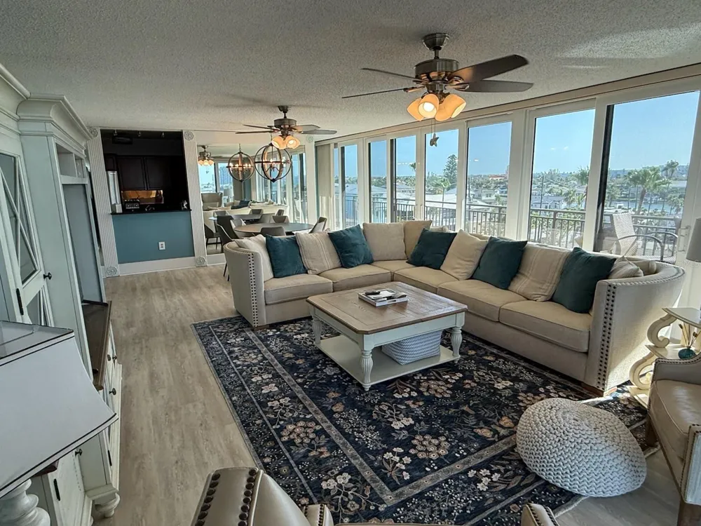 7650 BAYSHORE DRIVE #401 Treasure Island, FL 33706