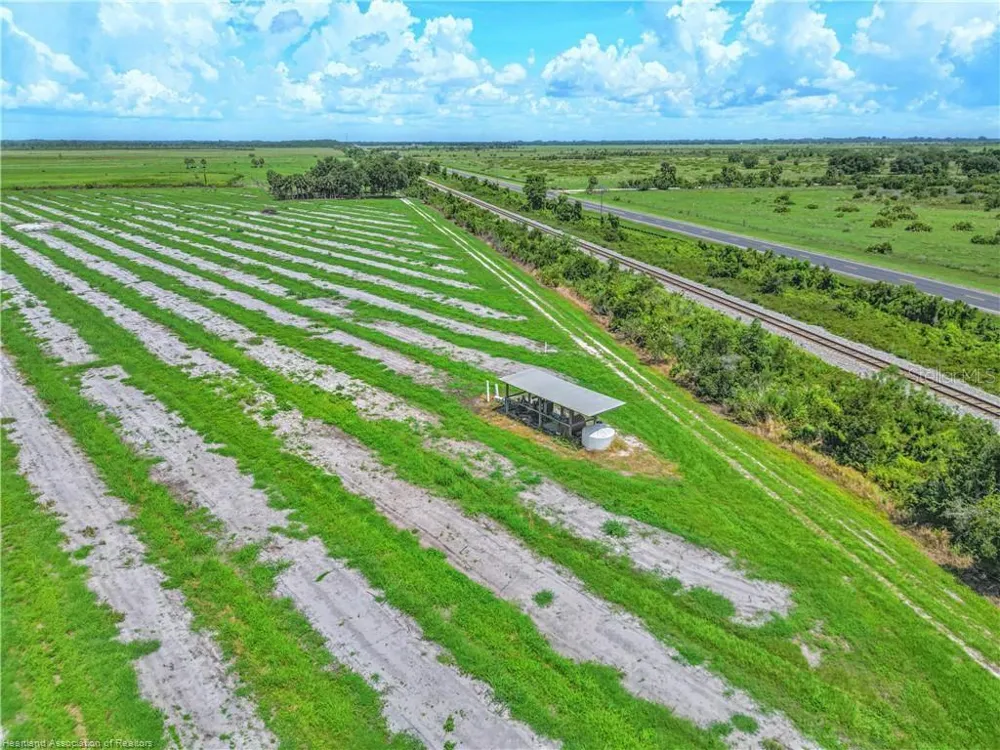 8495 COUNTY ROAD 621 Lorida, FL 33857