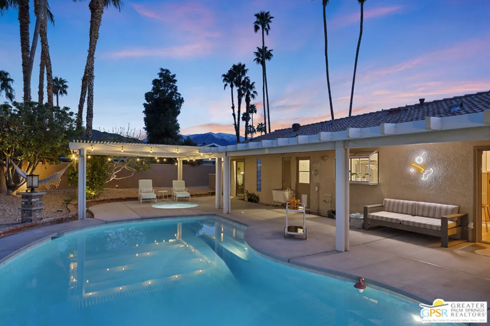 1334 S San Joaquin Drive Palm Springs, CA 92264
