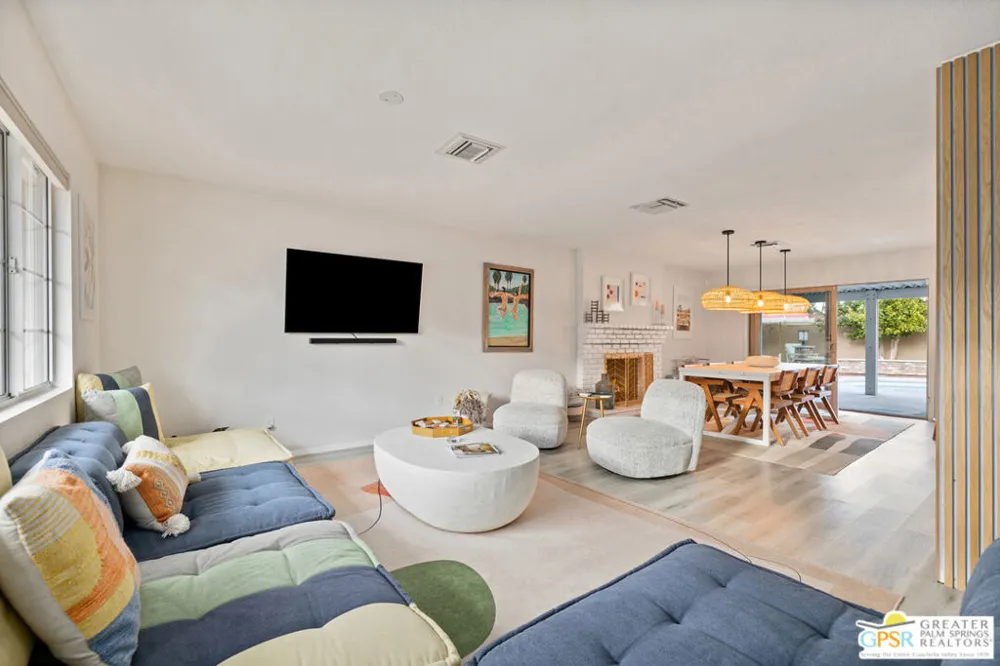 1334 S San Joaquin Drive Palm Springs, CA 92264