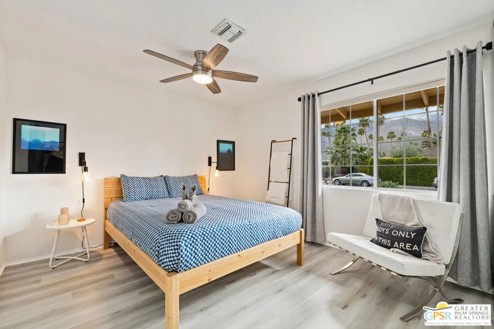 1334 S San Joaquin Drive Palm Springs, CA 92264