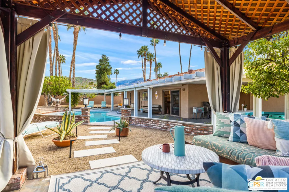 1334 S San Joaquin Drive Palm Springs, CA 92264