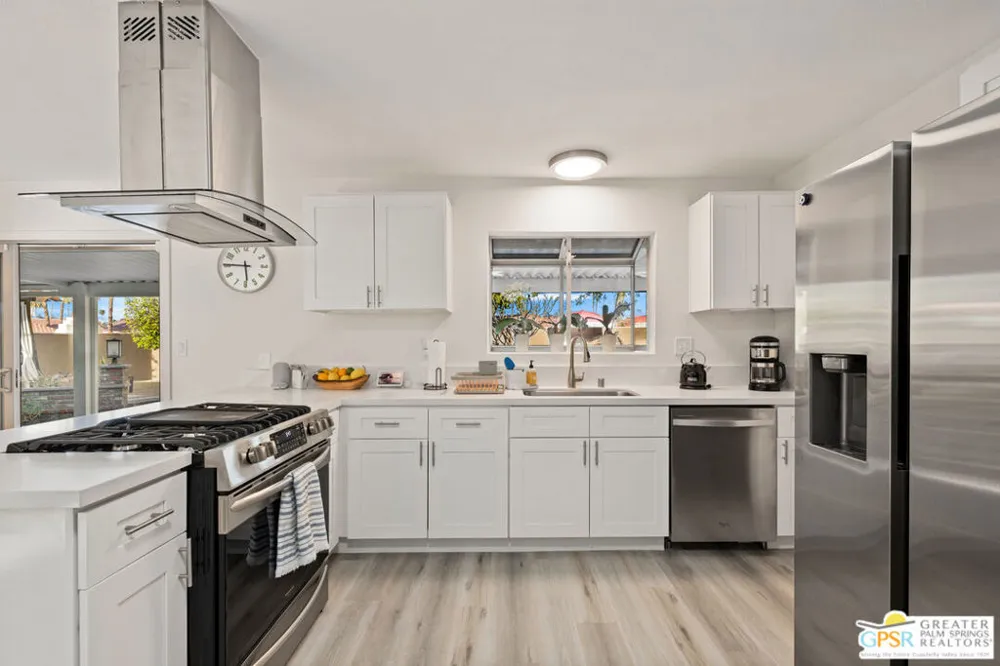 1334 S San Joaquin Drive Palm Springs, CA 92264