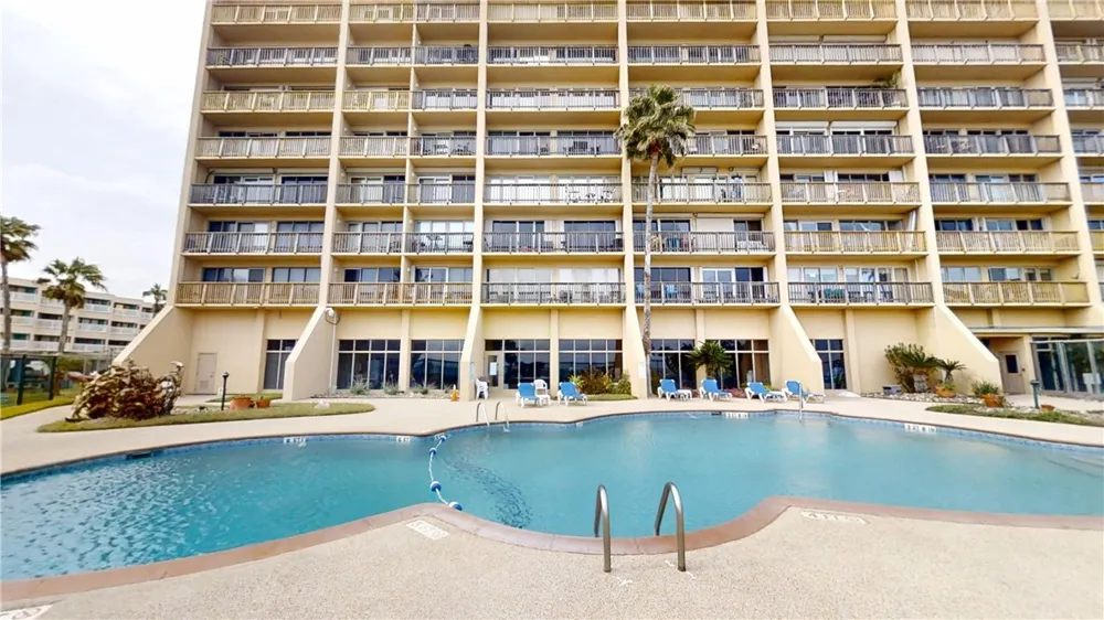 4000 Surfside Boulevard #806 Corpus Christi, TX 78402