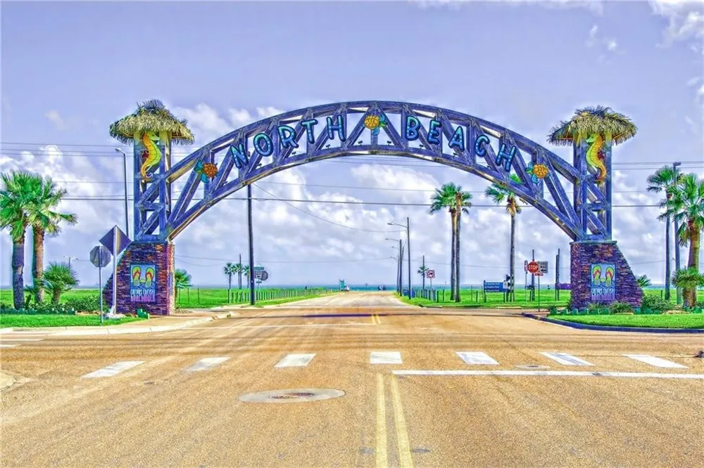 4000 Surfside Boulevard #806 Corpus Christi, TX 78402