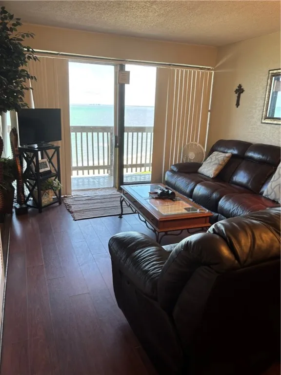 4000 Surfside Boulevard #806 Corpus Christi, TX 78402