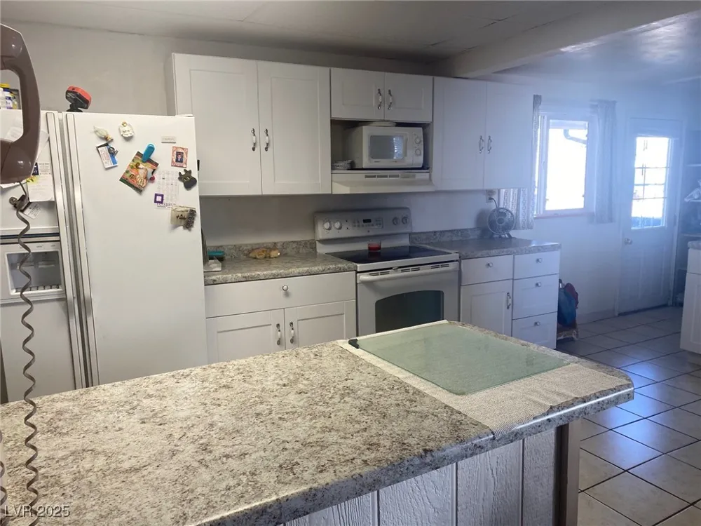 927 Park Avenue Ely, NV 89301