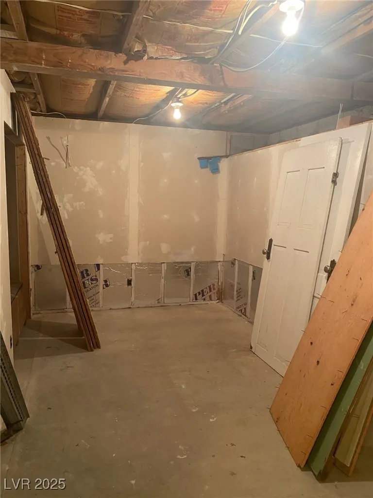 927 Park Avenue Ely, NV 89301