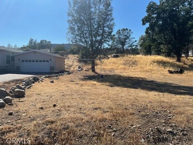 2928 Meadow Creek Road Clearlake Oaks, CA 95423