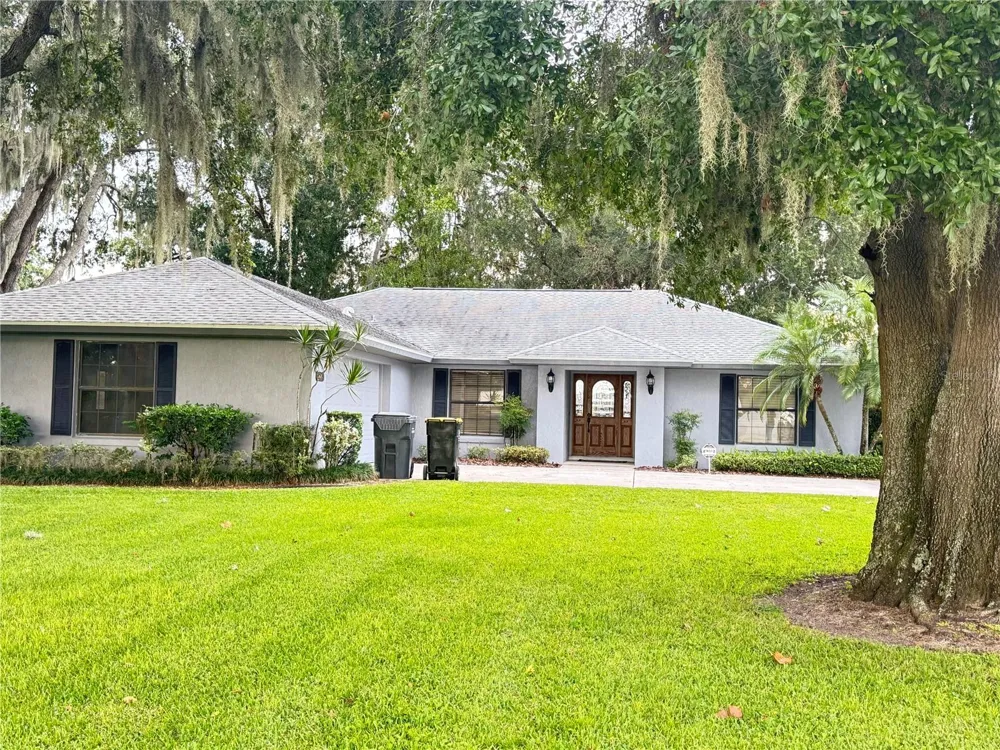 10 FT CLINCH HEIGHTS ROAD Frostproof, FL 33843